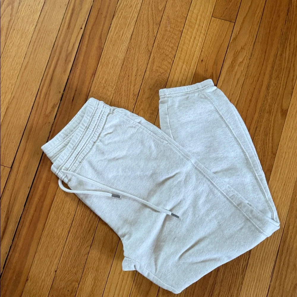 Neutral Cream Cozy Sweatshirt & Sweatpants Set - Picture 2 of 3